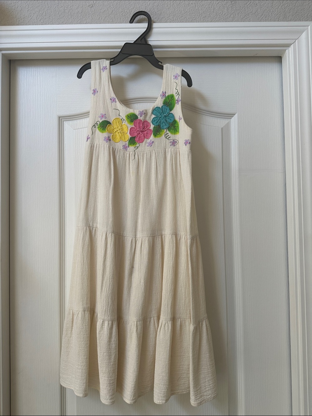 linen Cream Floral Appliqué Tiered Dress for Girls perfect for beach vacation.